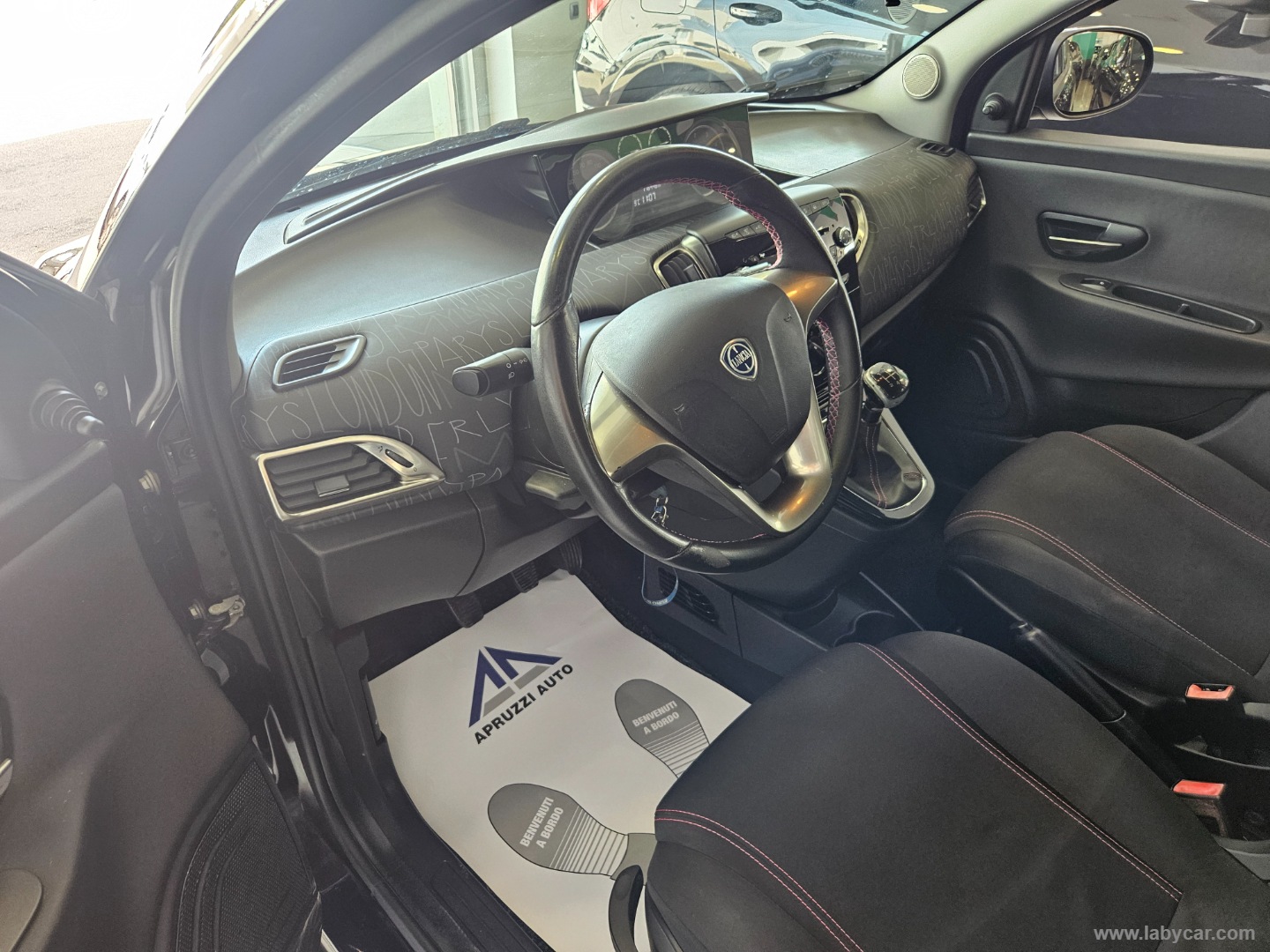 Ypsilon 1.3 MJT 95 CV 5p. S&S Platinum - immagine 5