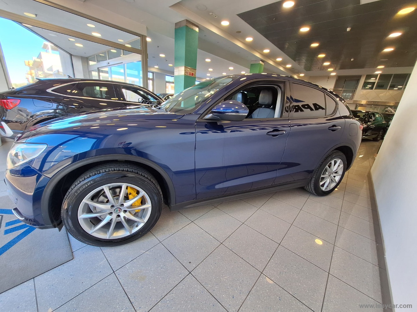 Stelvio 2.2 T.diesel 190 CV AT8 Q4 Exec. - immagine 5
