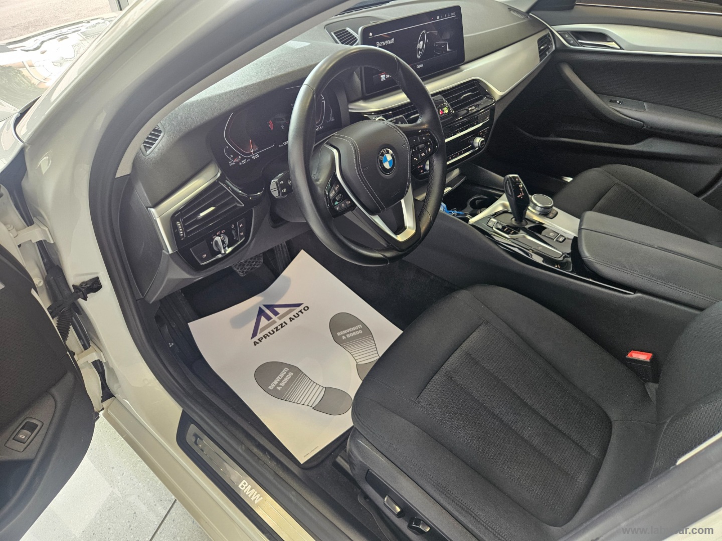 520d 48V Touring Business - immagine 5