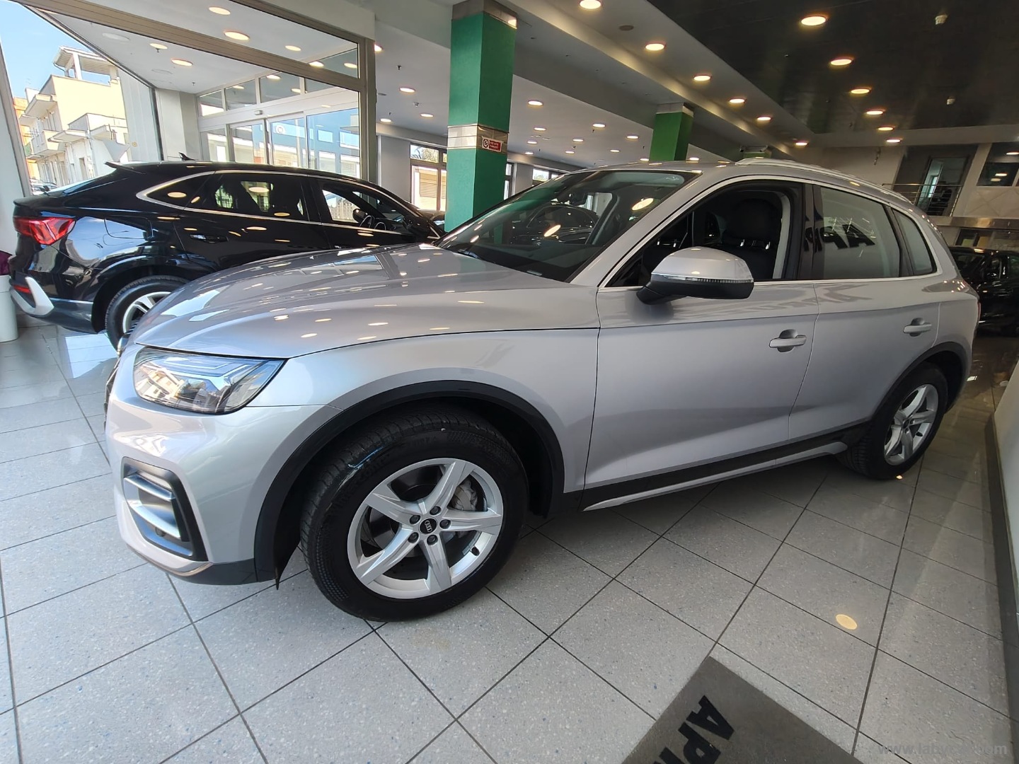 Q5 35 TDI S tronic Business Advanced - immagine 5