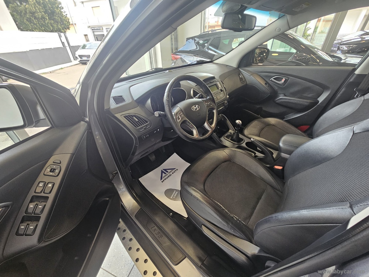 ix35 1.7 CRDi 2WD Comfort - immagine 5