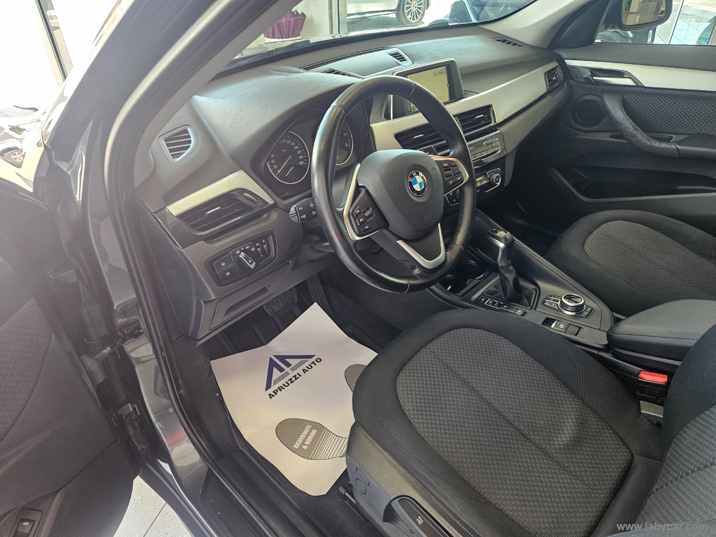X1 xDrive18d Business - immagine 5