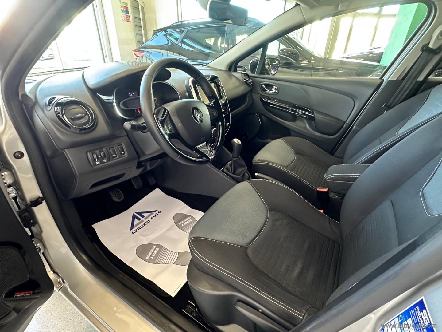Clio 1.5 dCi 8V 90 CV S&S 5p. GT Line - immagine 5