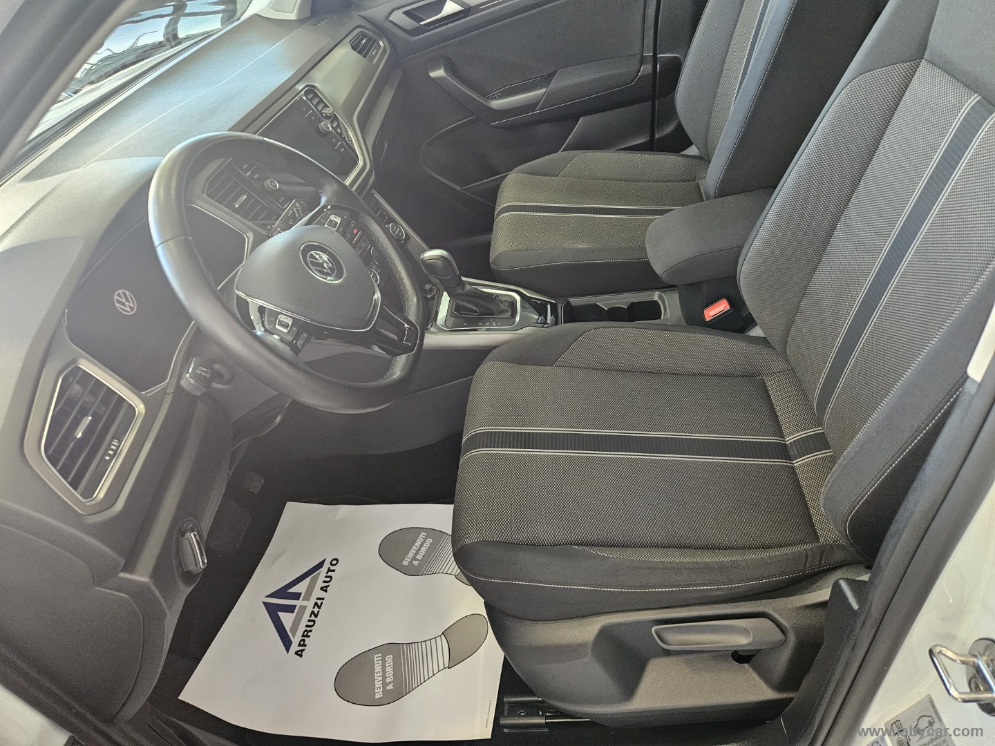 T-Roc 2.0 TDI SCR 150 CV DSG Life - immagine 5