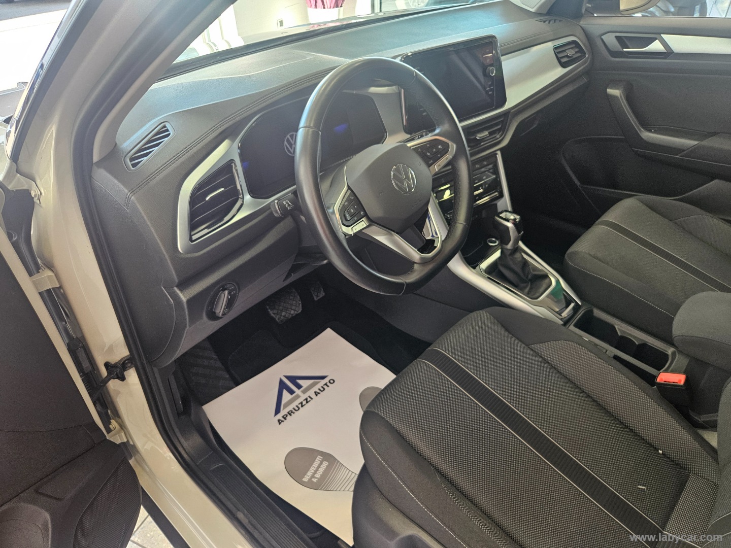 T-Roc 2.0 TDI SCR 150 CV DSG Life - immagine 5