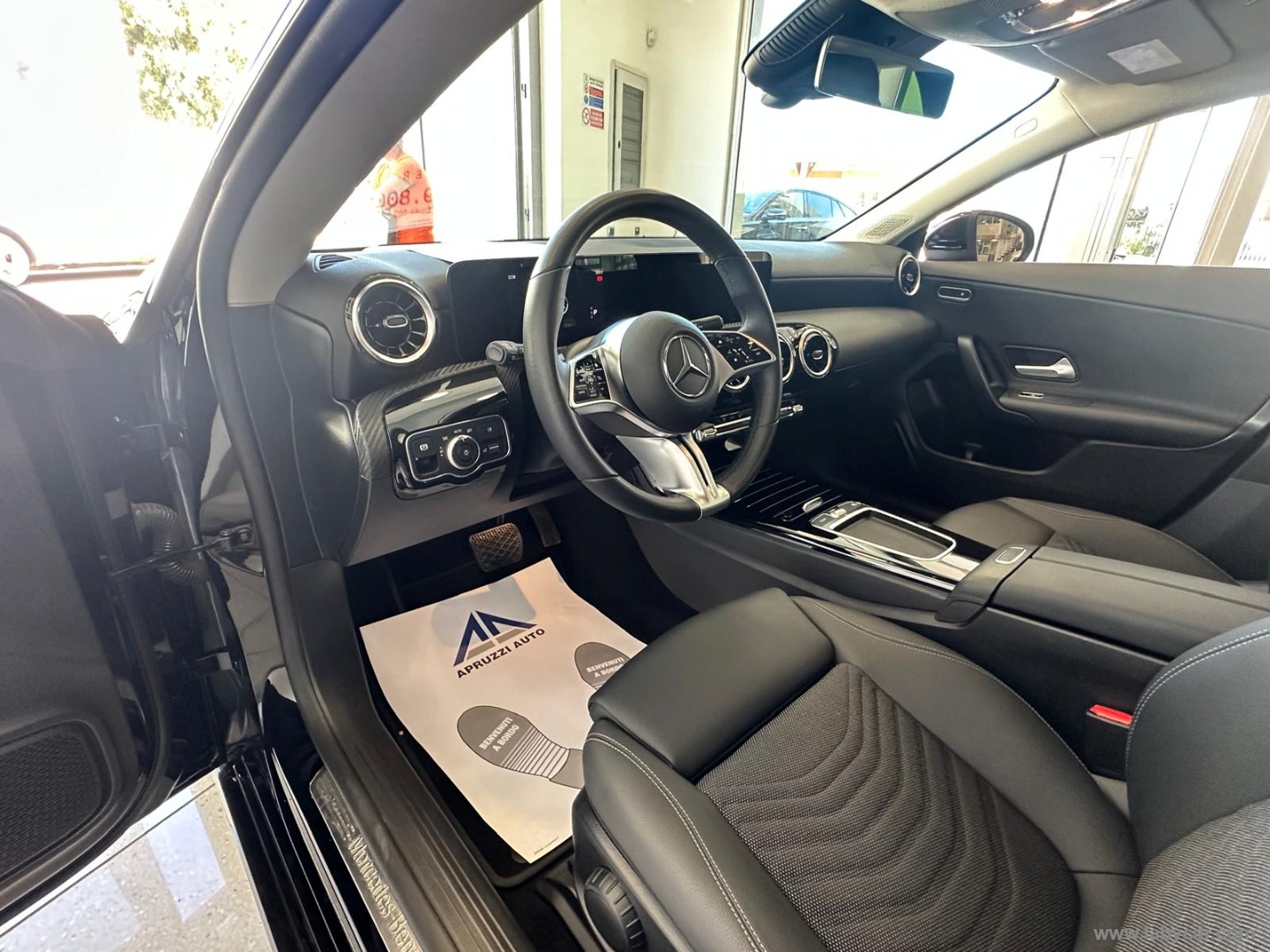 CLA 180 d Aut. Shooting Brake Advanced - immagine 5
