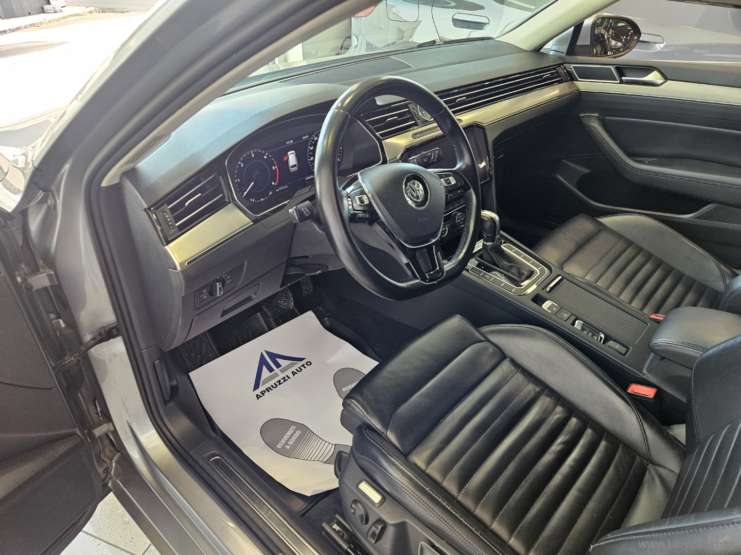 Passat Var. 2.0 TDI 190 4MOT DSG Exec. - immagine 5