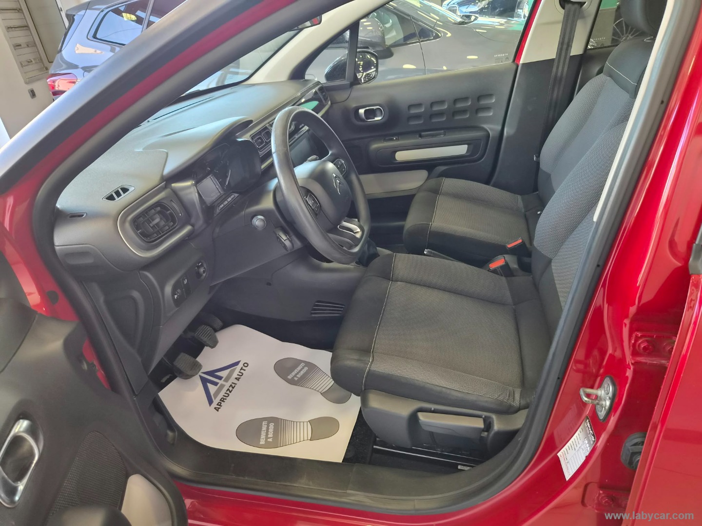 C3 PureTech 82 Shine - immagine 5