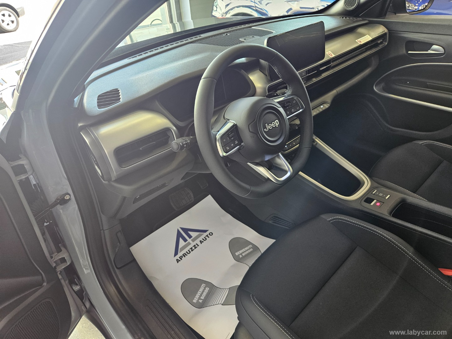 Avenger 1.2 Turbo MHEV Summit - immagine 5