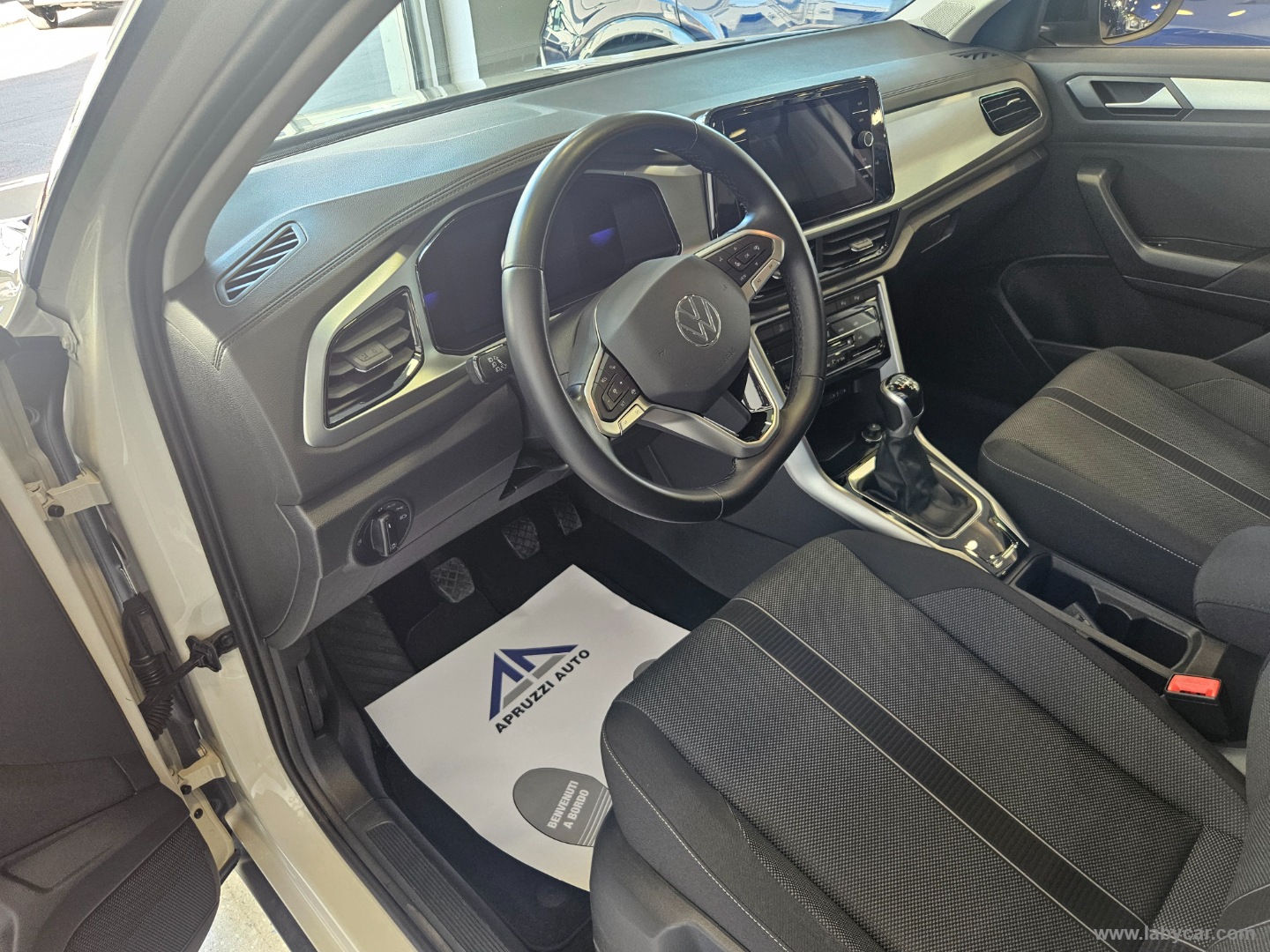 T-Roc 2.0 TDI SCR Life - immagine 5