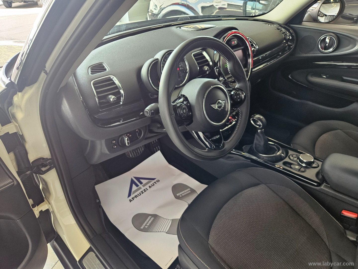 Mini Cooper D Business Clubman Aut. - immagine 5