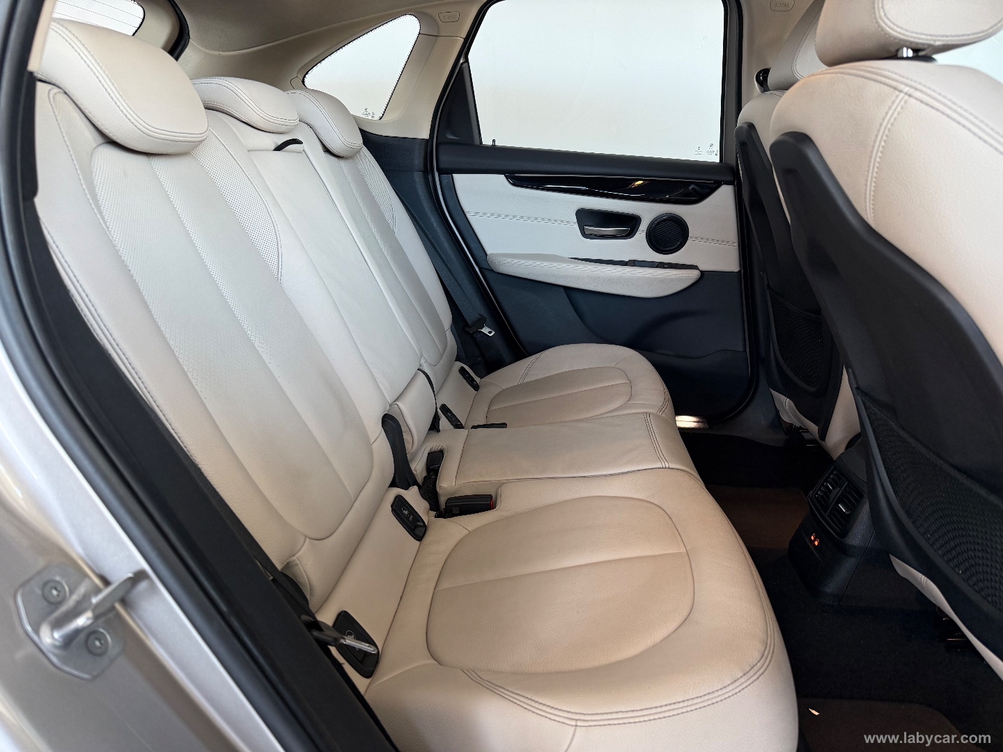 218d Active Tourer Luxury - immagine 5