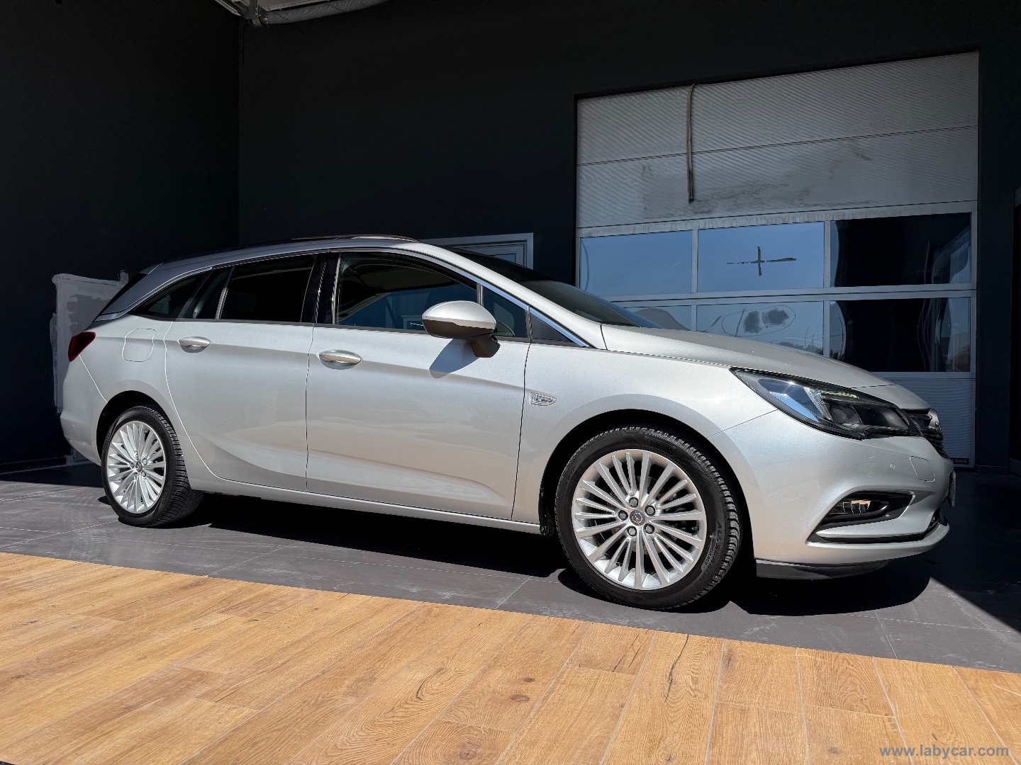 Astra 1.6 CDTi 110 CV S&S ST Business - immagine 5