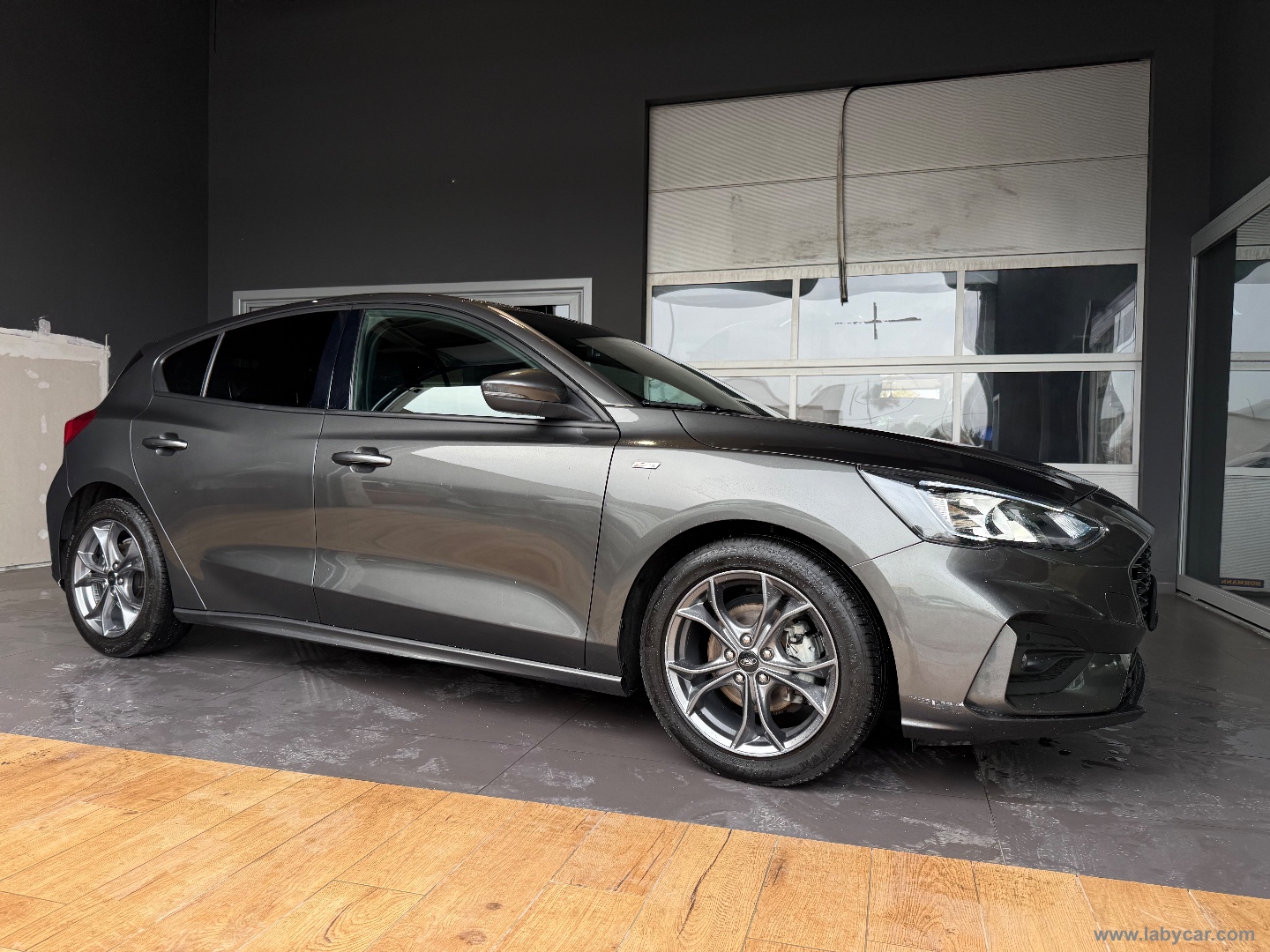 Focus 1.5 EcoBlue 120CV 5p. ST Line - immagine 5