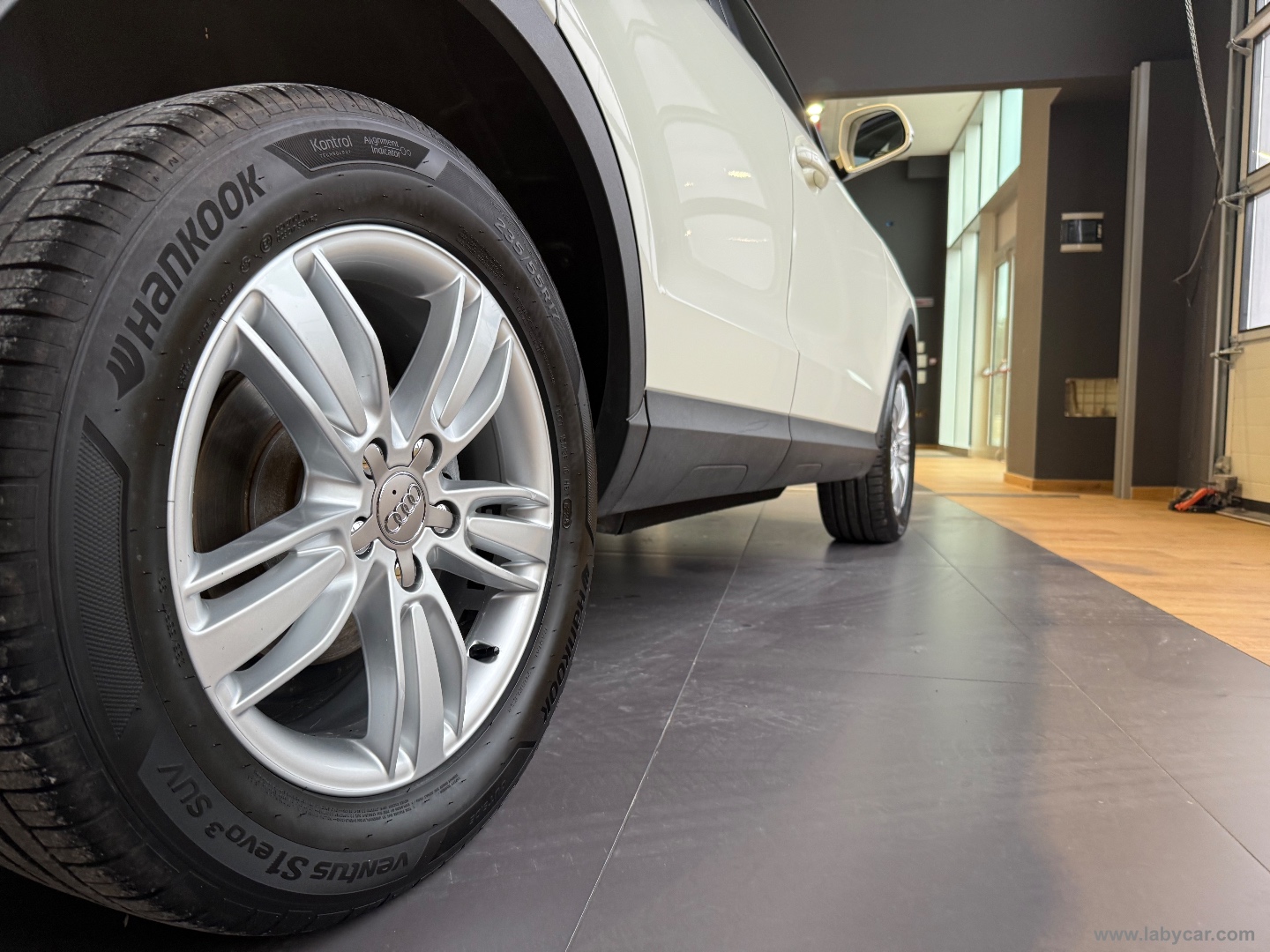 Q3 2.0 TDI quattro TETTO APRIBILE - immagine 5