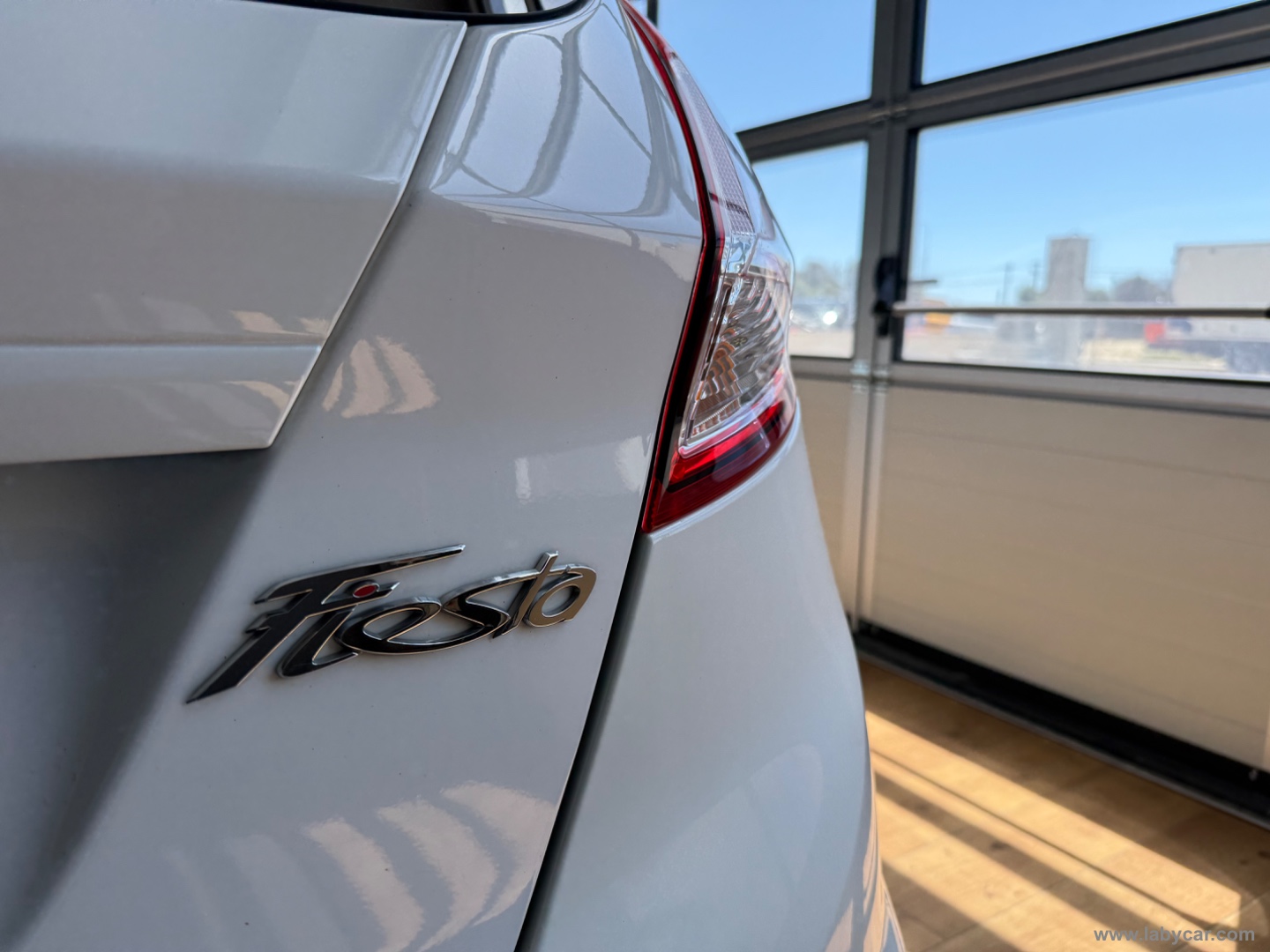 Fiesta 1.5 TDCi 95 CV 5p. ST-Line - immagine 5