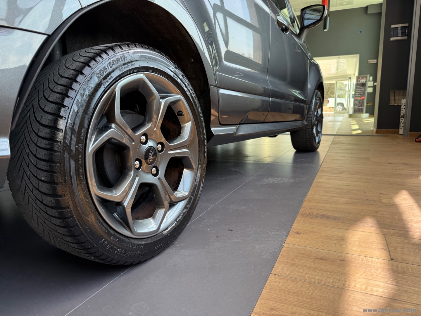 EcoSport 1.0 EcoBoost 100 CV ST-Line - immagine 5