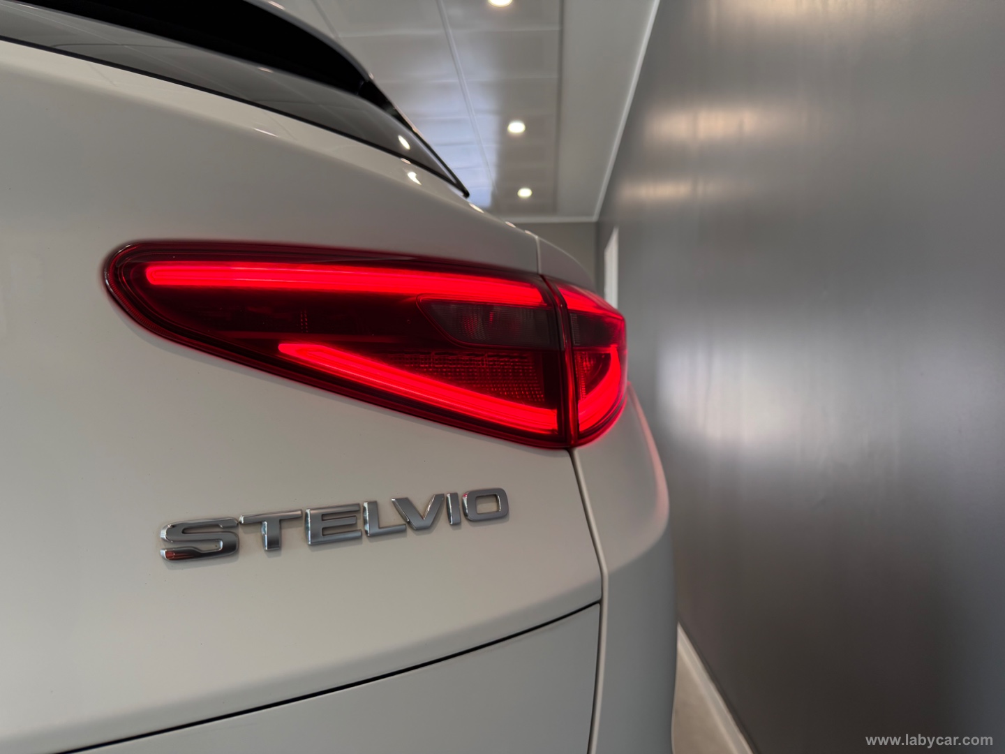 Stelvio 2.2 T.diesel 210 CV AT8 Q4 Super - immagine 5
