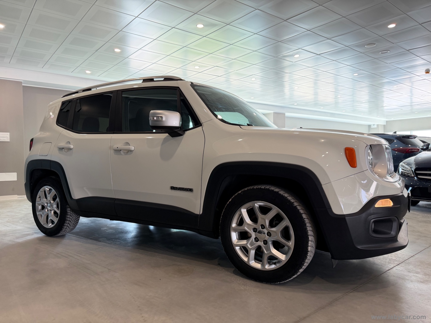 Renegade 1.6 Mjt 120CV Limited - immagine 5