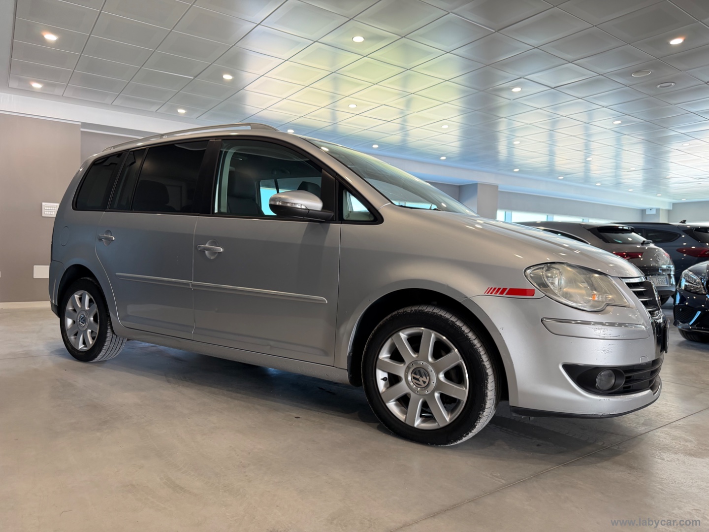 Touran 1.9 TDI 105CV DPF Conceptline - immagine 5