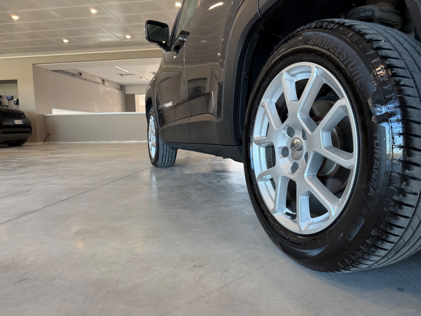 Renegade 1.6 Mjt 130CV Limited - immagine 5
