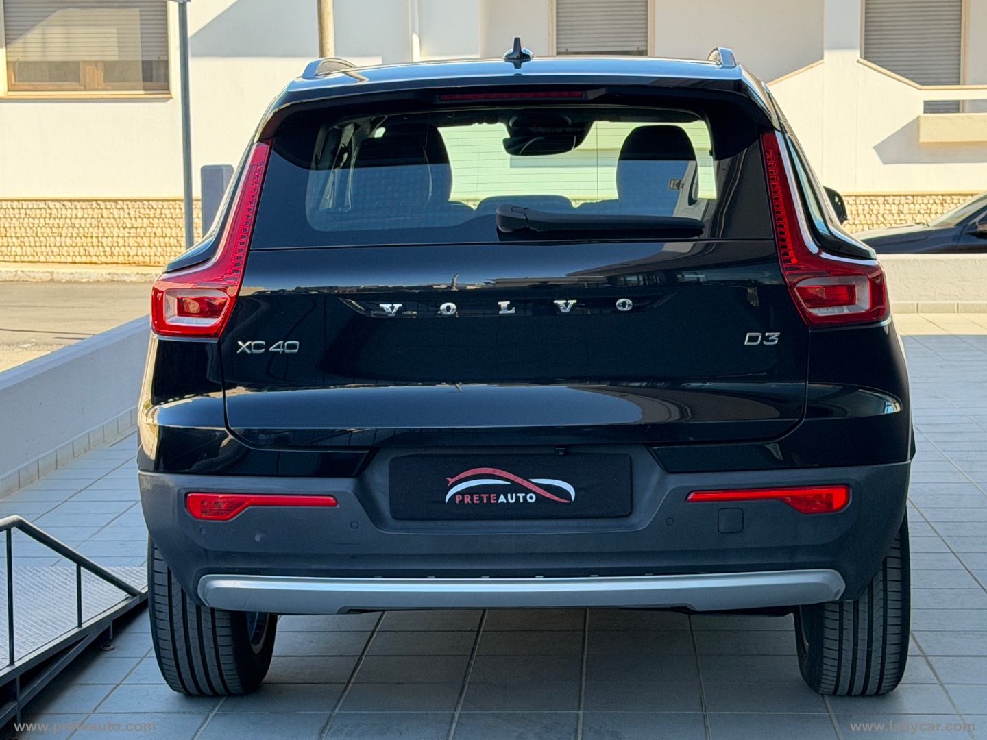 XC40 D3 AWD Geartronic Momentum - immagine 5
