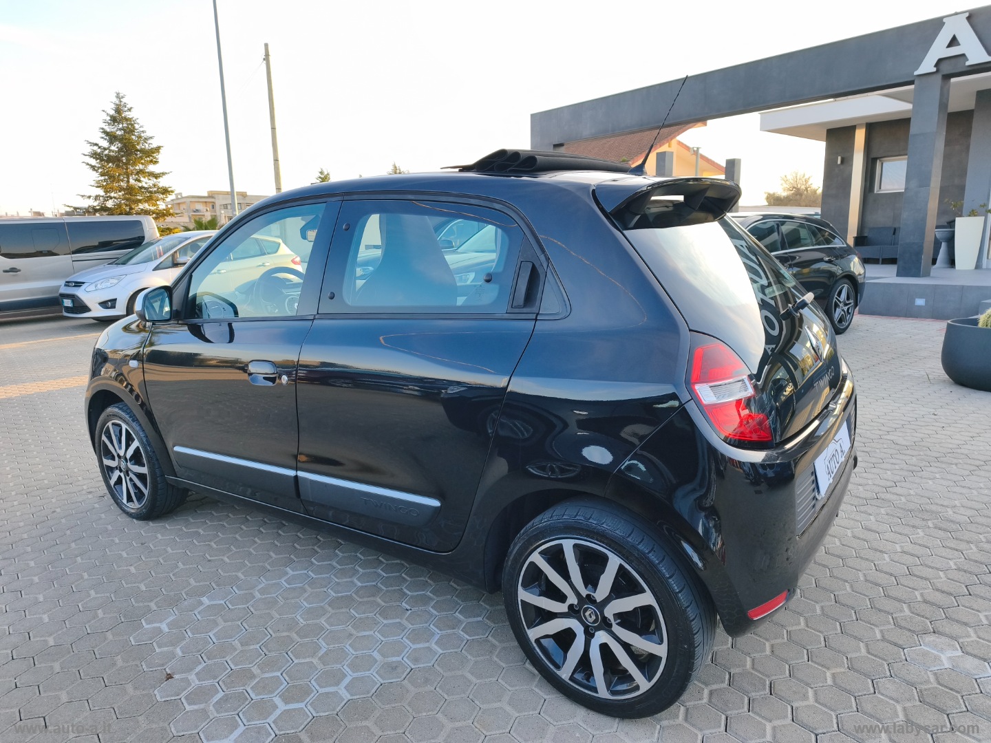 Twingo 1.0 SCe S&S Energy Openair - immagine 5