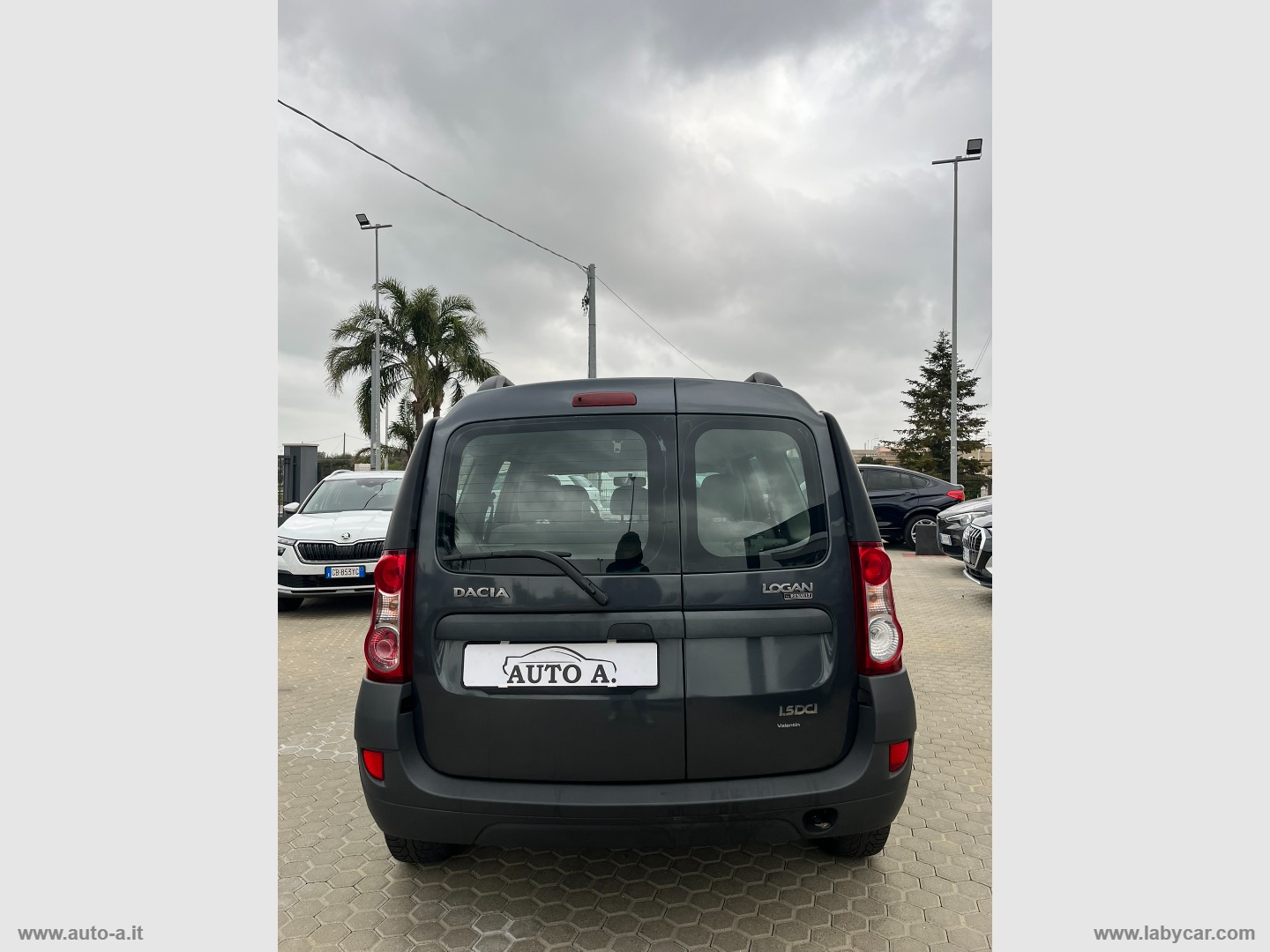 Logan MCV 1.5 dCi 70 CV 5 posti Ambiance - immagine 5