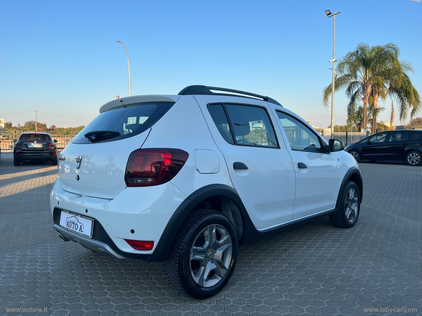 Sandero Stepway 0.9 TCe 12V T-GPL 90 S&S - immagine 5