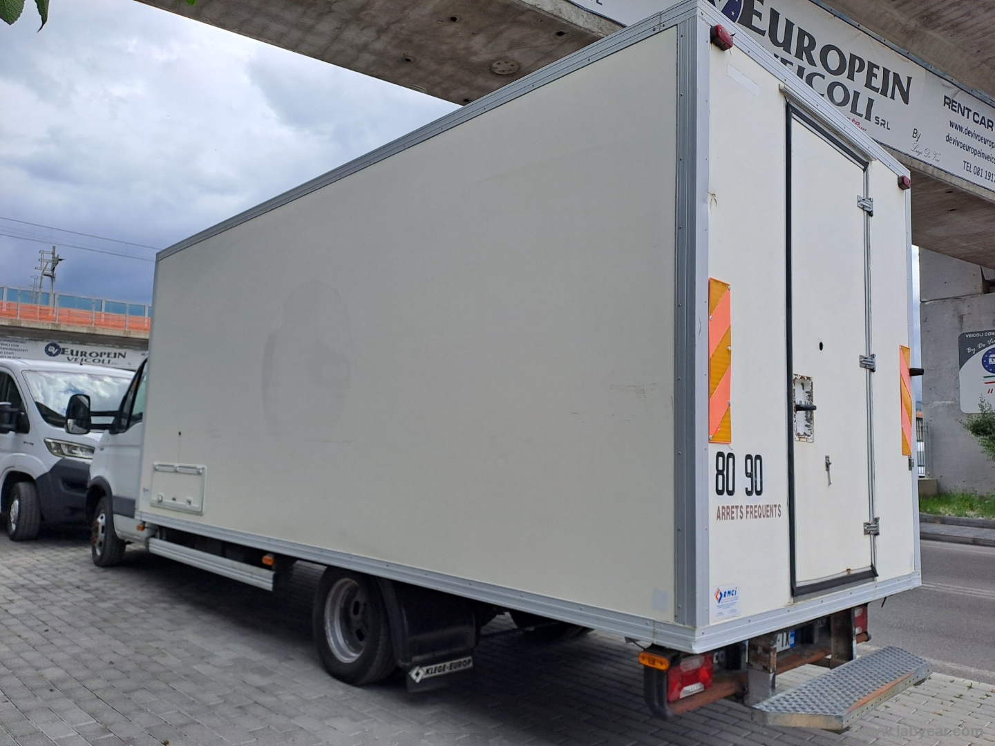 DAILY FOOD TRUCK STREET FOOD PANINOTECA AUTONEGOZIO AUTONEGOZIO PANINOTECA ECC - immagine 5