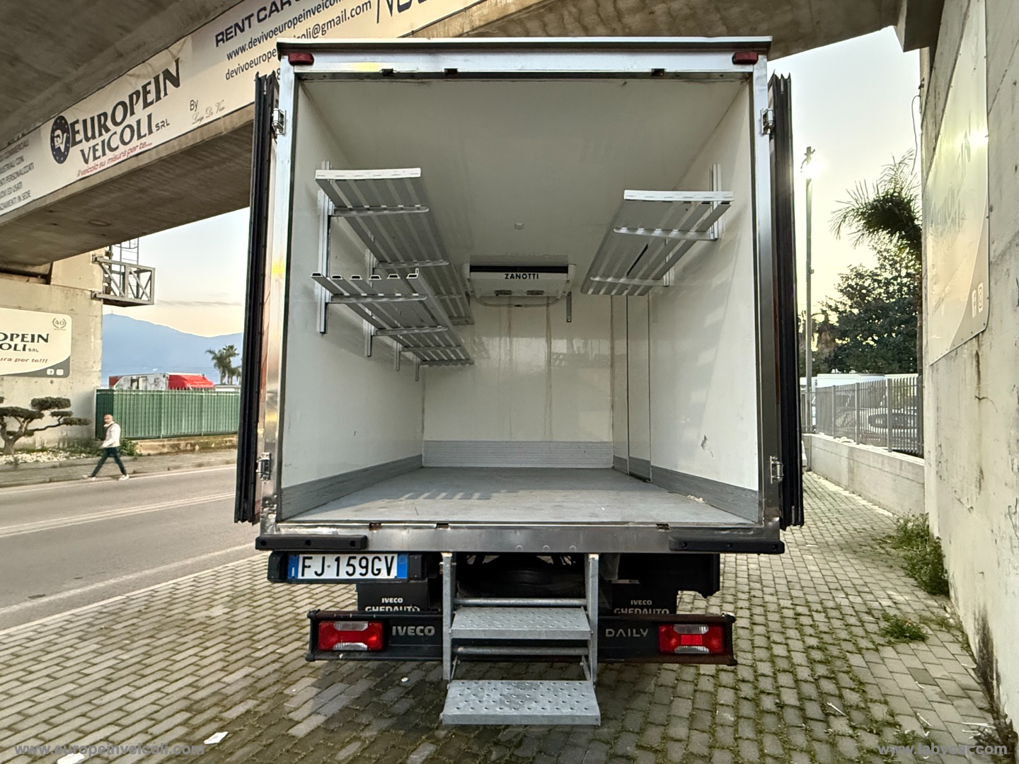 60C15 ISOTERMICO CON GRUPPO FRIGO - immagine 5