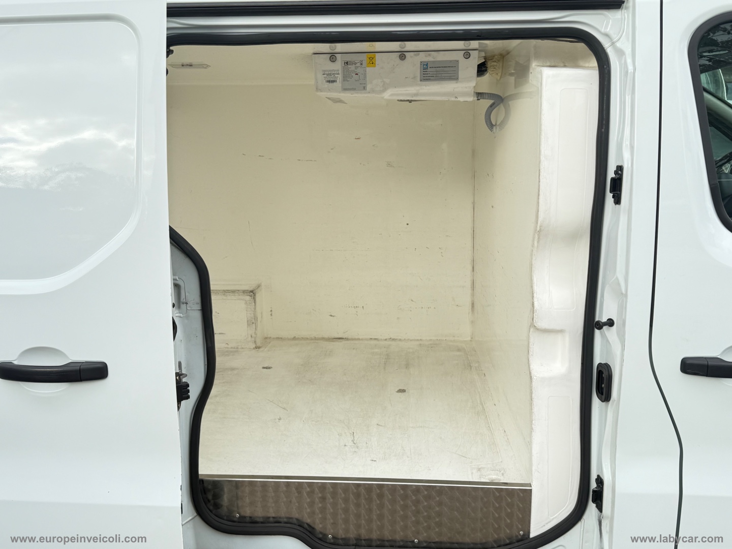 TRAFIC FURGONE FRIGO ISOTERMICO ATP 2027 ATP 05/2027 - immagine 5