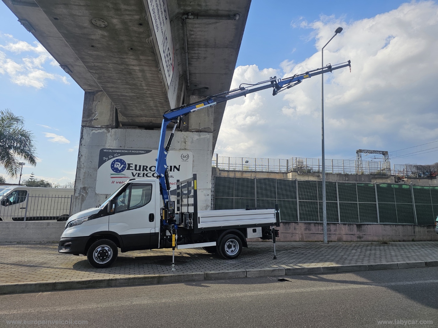 Daily 35C14 GRU CON ANTENNA E CASSONE - immagine 5