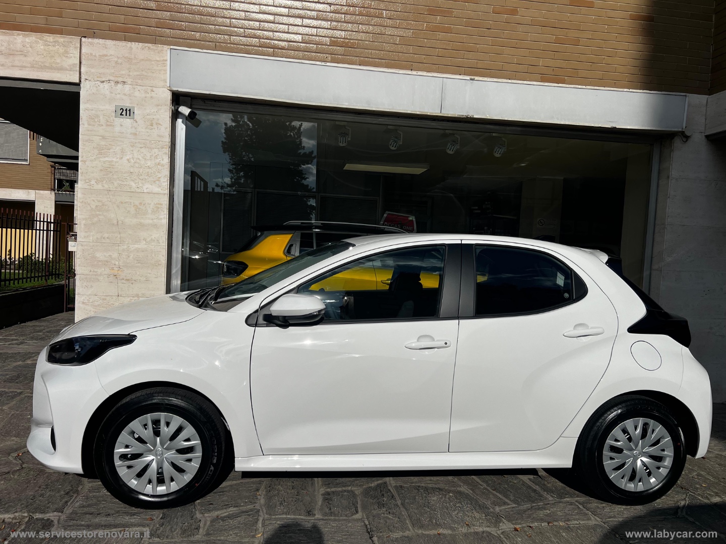 Yaris 1.5 Hybrid 5p. Yaris KM0 IN PRONTA CONSEGNA - immagine 5