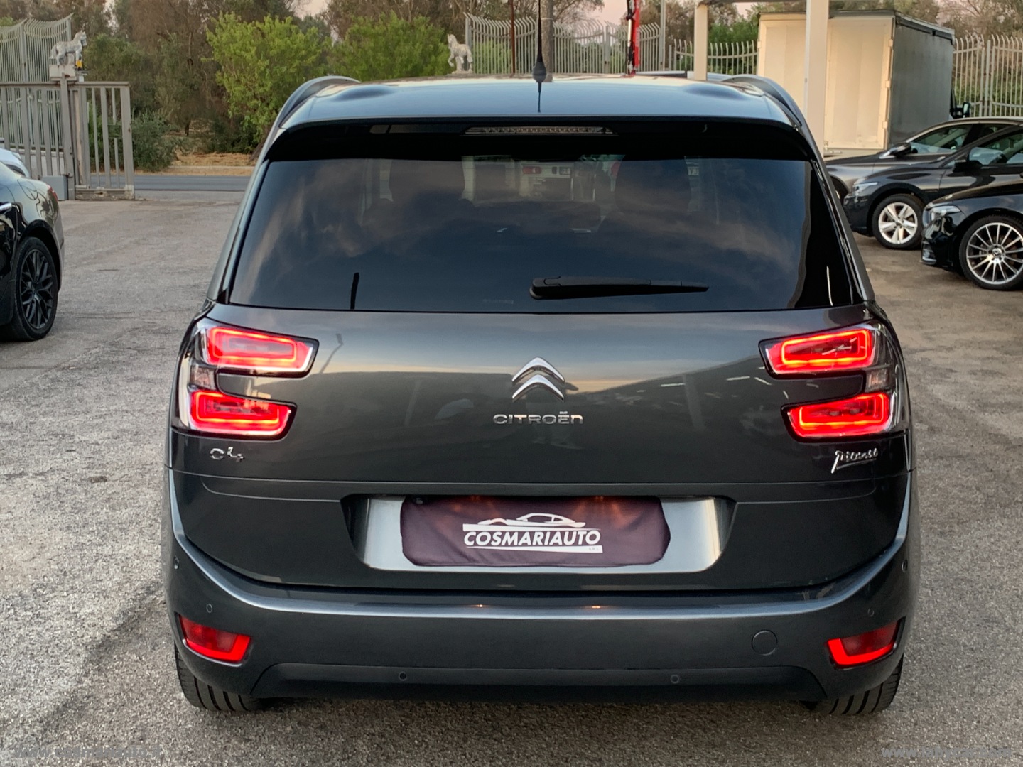 Grand C4 Picasso 1.6 e-HDi 115 Seduction - immagine 5