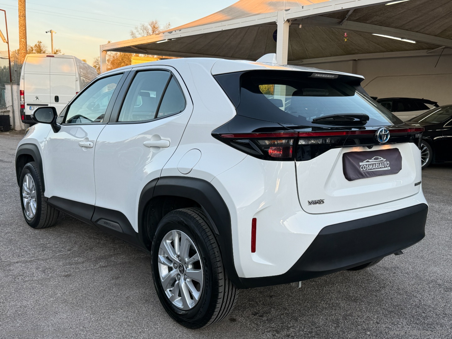 Yaris Cross 1.5 Hybrid 5p. E-CVT Active - immagine 5