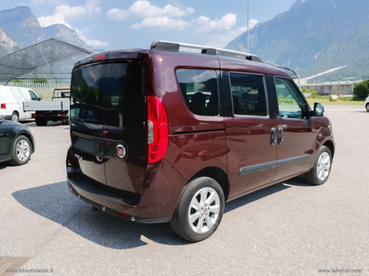 Doblò 1.4 T-Jet Lounge CON GANCIO TRAINO - immagine 5