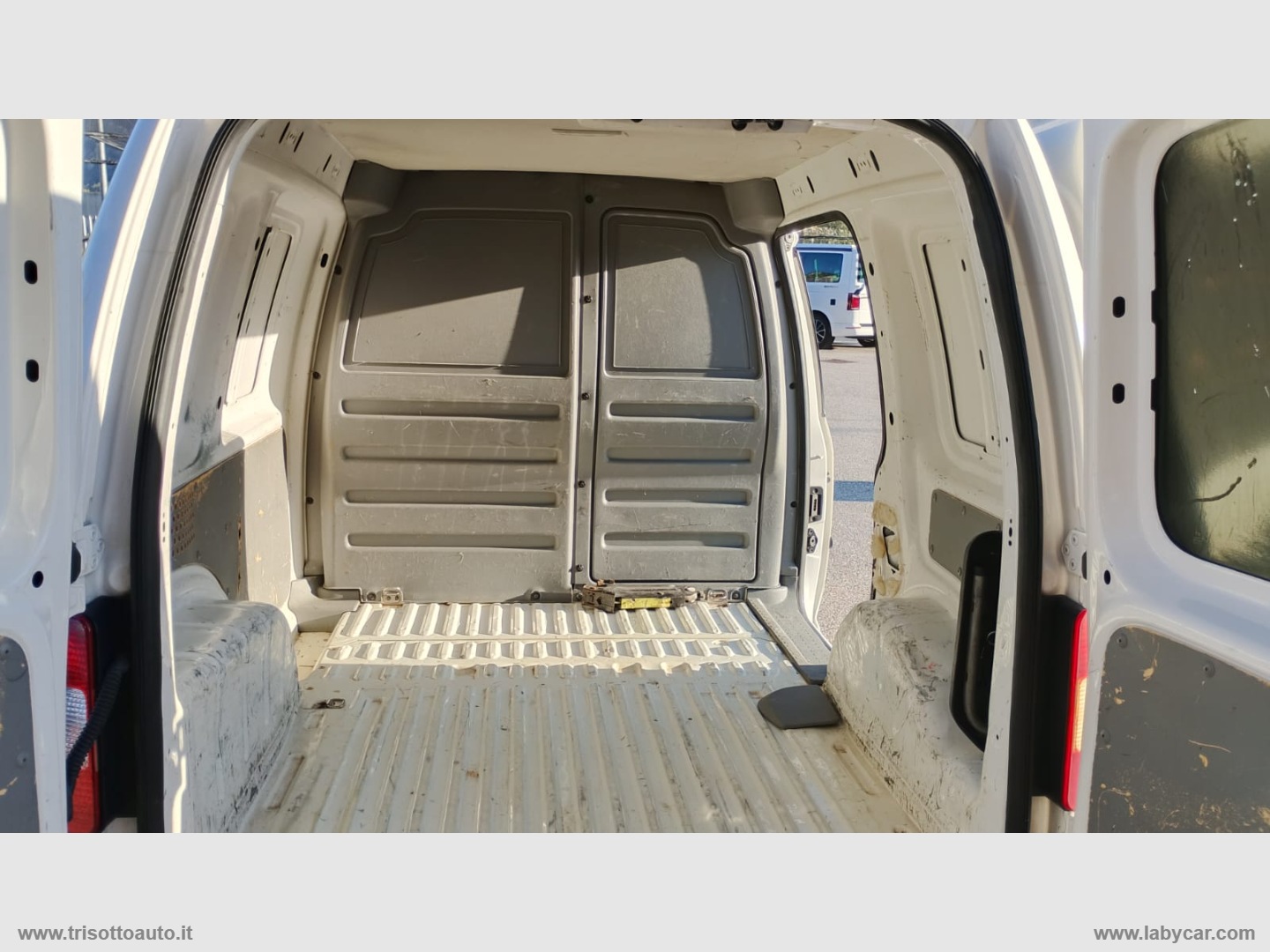 Caddy 1.9 TDI 105CV 4p. Van - immagine 5
