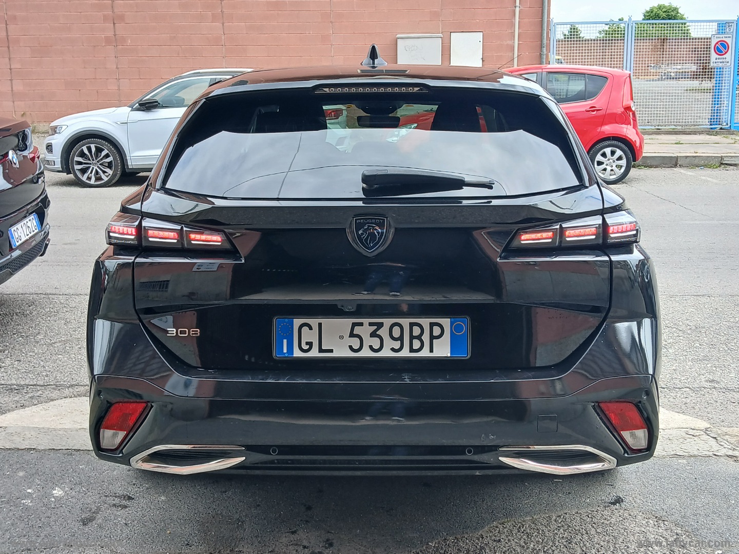 308 BlueHDi 130 S&S SW Allure Pack - immagine 5