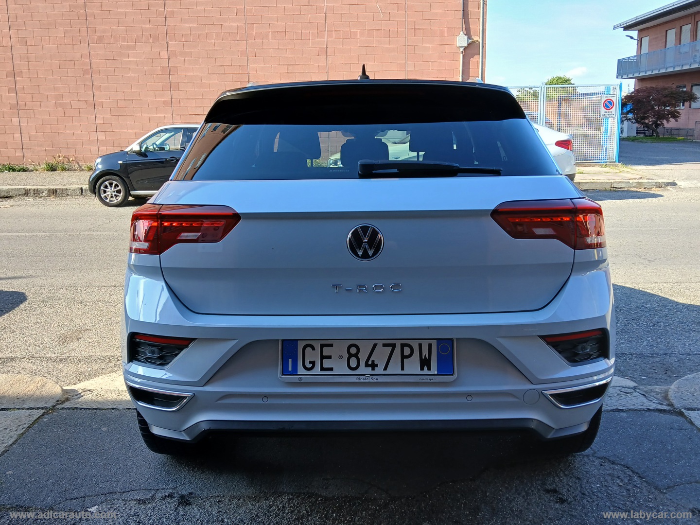 T-Roc 1.5 TSI ACT DSG R-Line - immagine 5