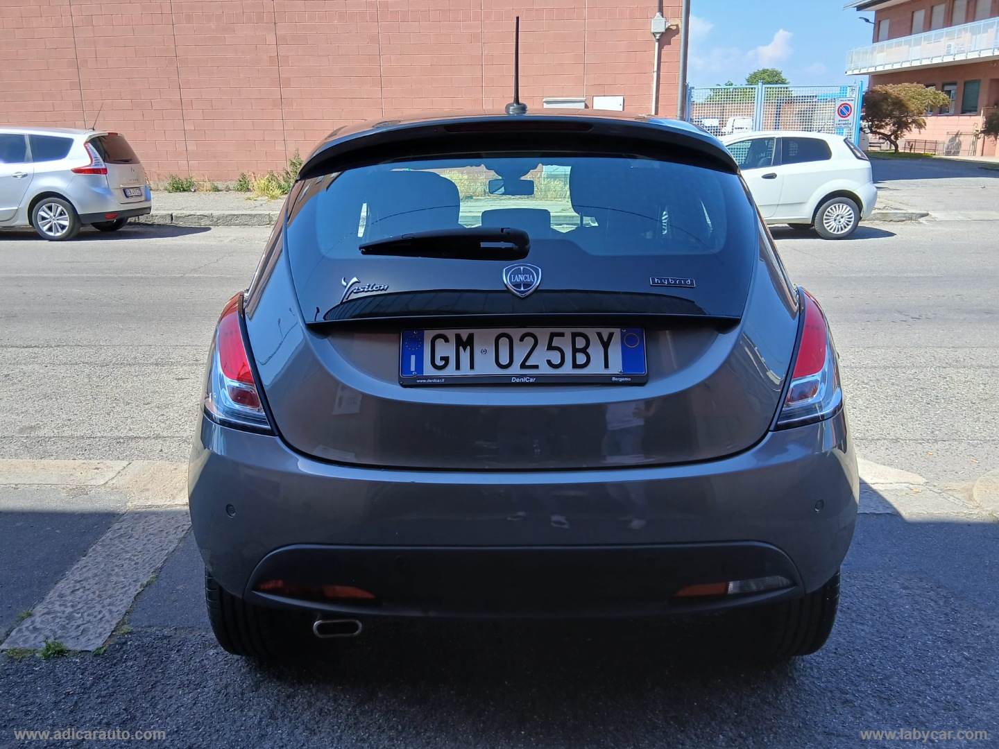 Ypsilon 1.0 FireFly 5p.S&S Hyb. Eco Gold - immagine 5