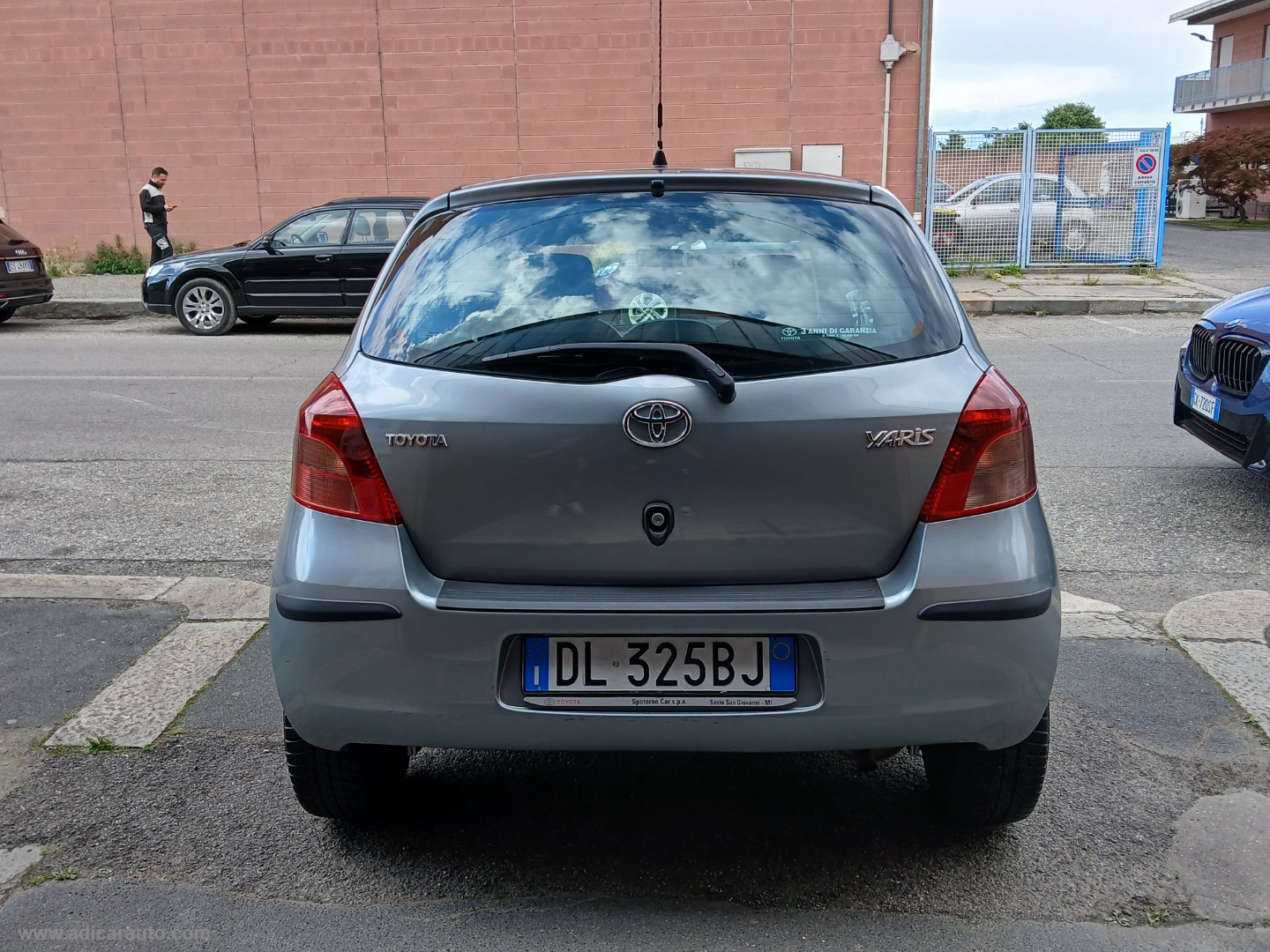 Yaris 1.0 3p. - immagine 5