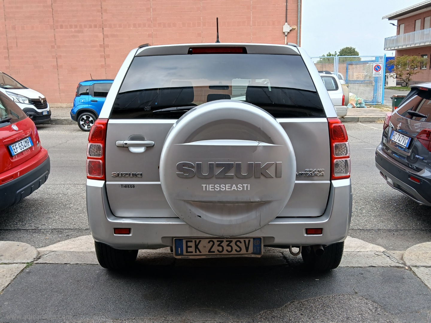 Grand Vitara 1.9 DDiS 5p. - immagine 5
