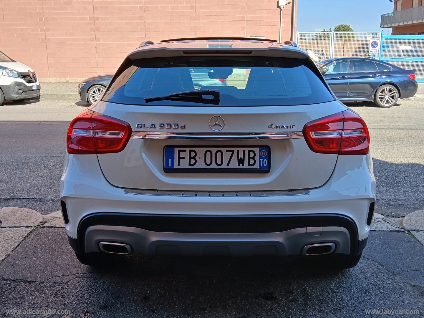GLA 200 d Automatic 4Matic Sport - immagine 5