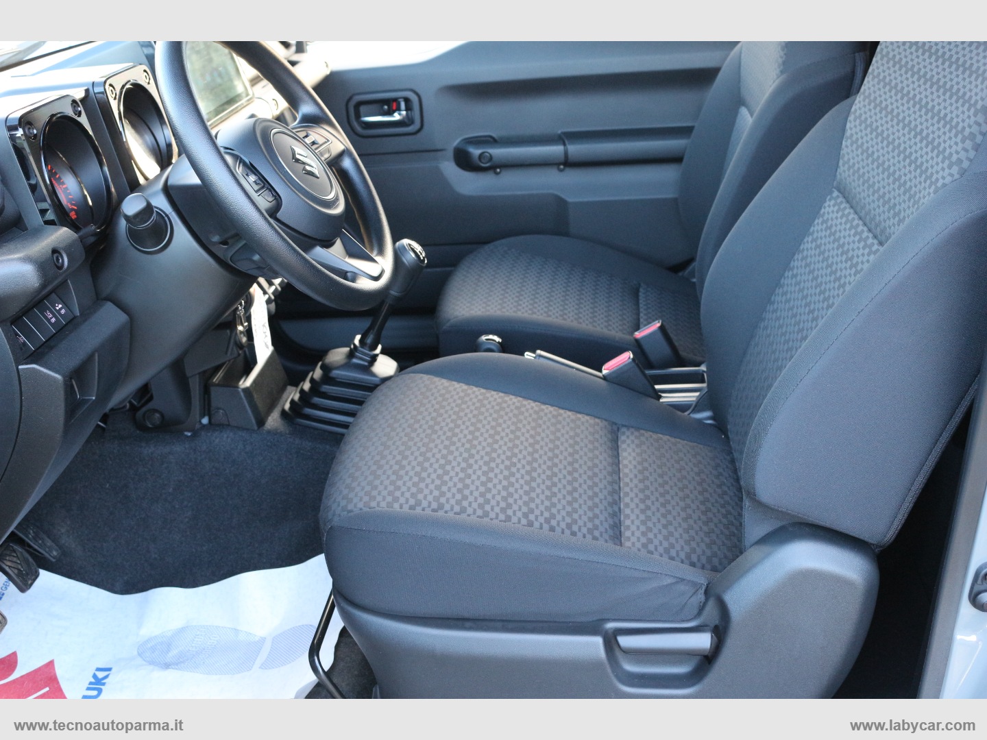 Jimny 1.5 5MT PRO - immagine 5