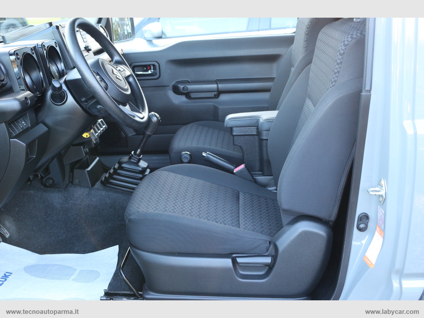 Jimny 1.5 5MT PRO - immagine 5