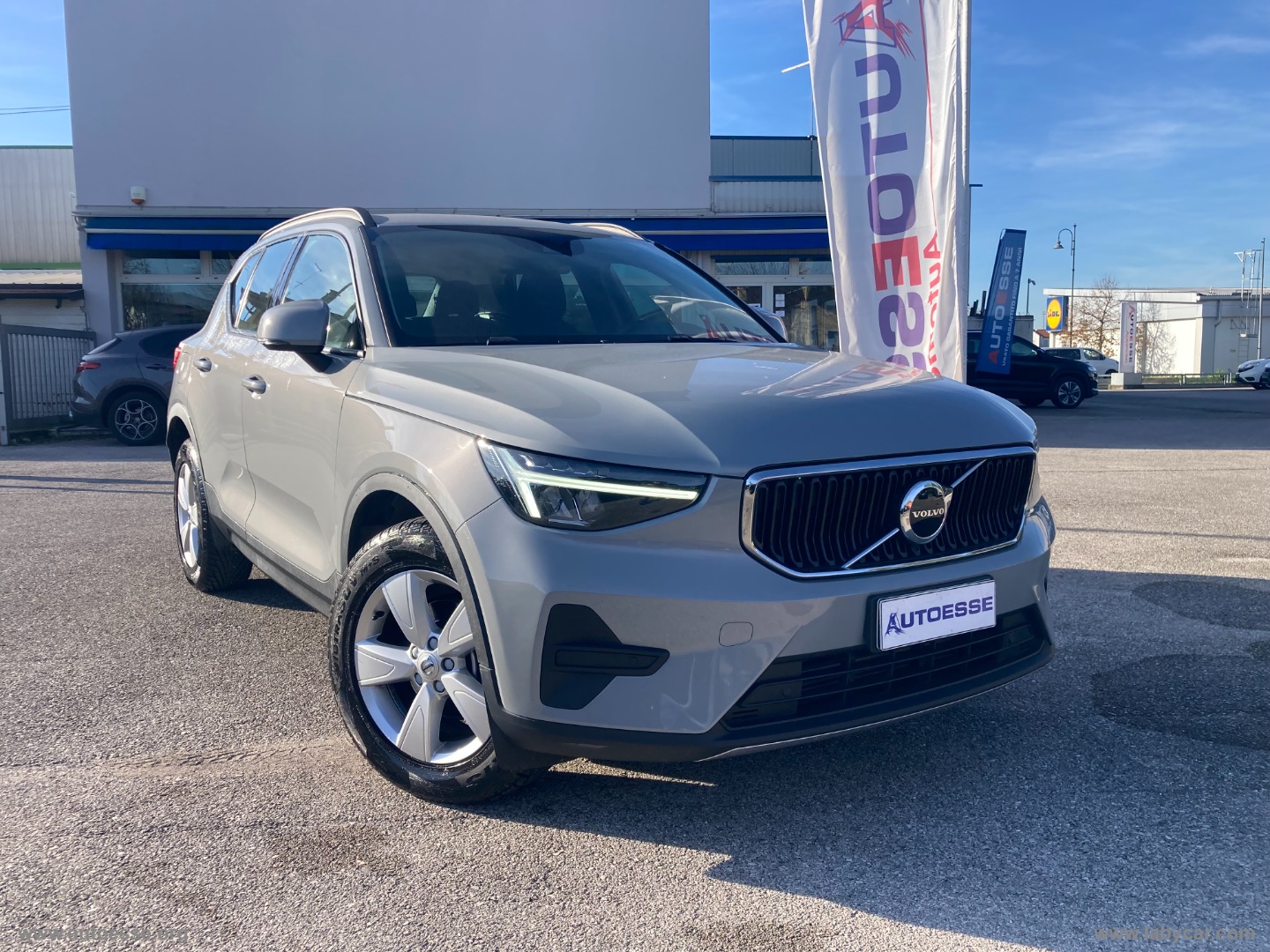 XC40 T2 automatico Essential - immagine 5