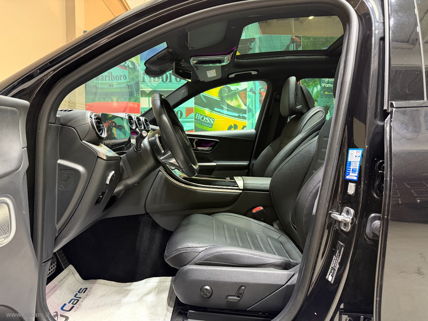 GLC 300 d 4Matic AMG Line Premium *TETTO*LUCI*BURMESTER* - immagine 5
