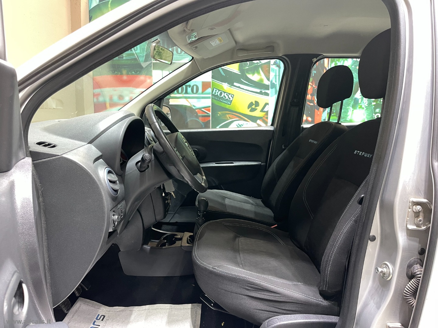 Lodgy Stepway 1.5 dCi 8V 110 CV S&S 7 posti *TURBINA NUOVA*1 PROPRIETARIO* - immagine 5