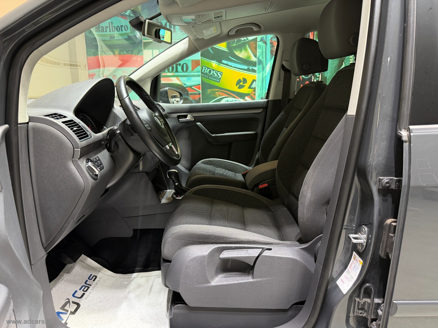 Touran 2.0 TDI 150 CV DSG Business BMT - immagine 5